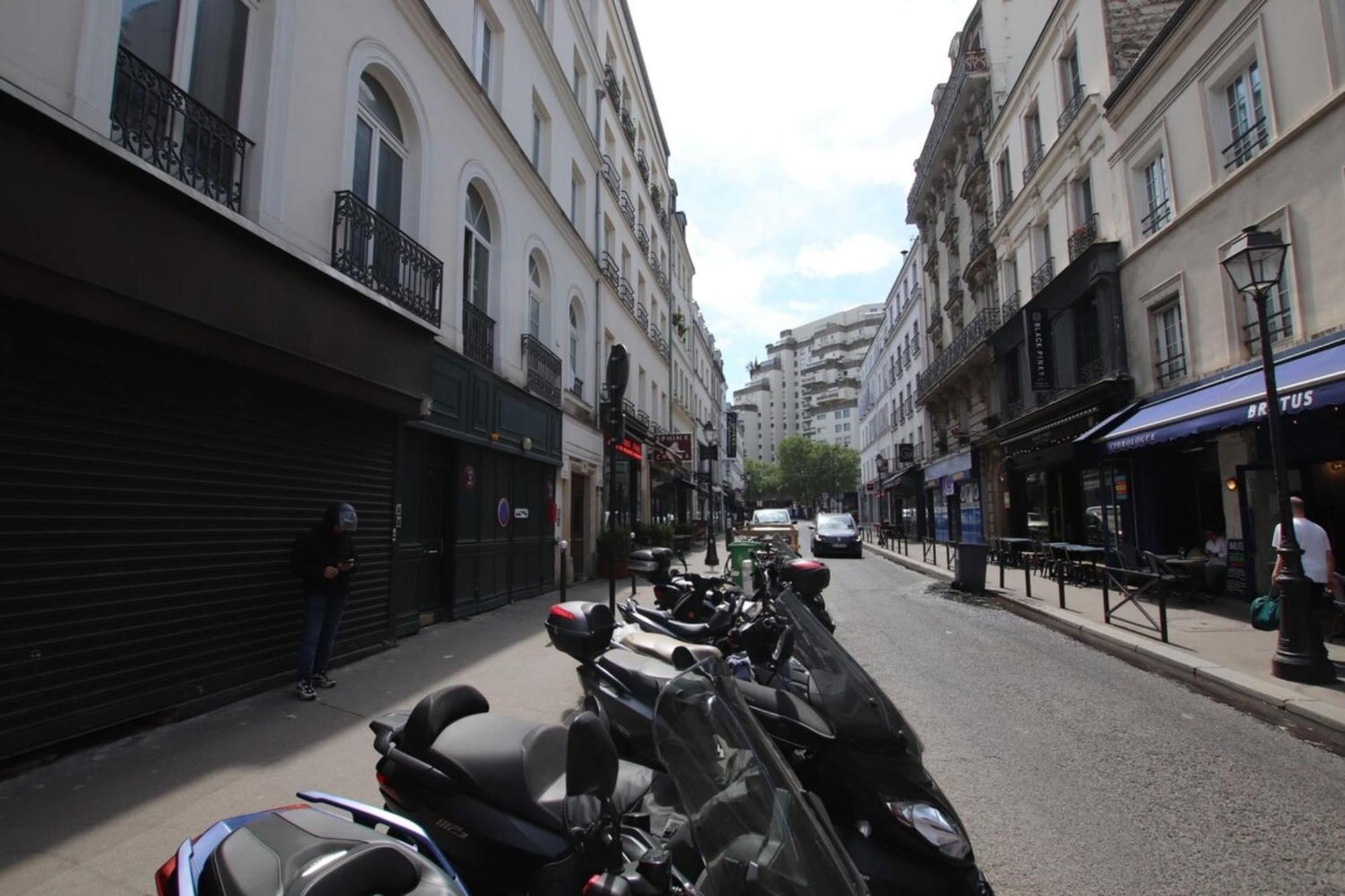 Montparnasse - La Gaite 1Bdr - B'Your Home Paris Exterior photo